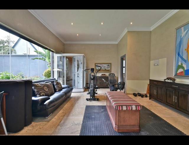 6 BEDROOM HOUSE FOR SALE IN ATHOLL